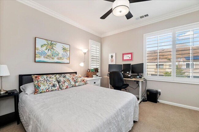 Building Photo - For Rent in Chapman Heights – Cedar Glen C...