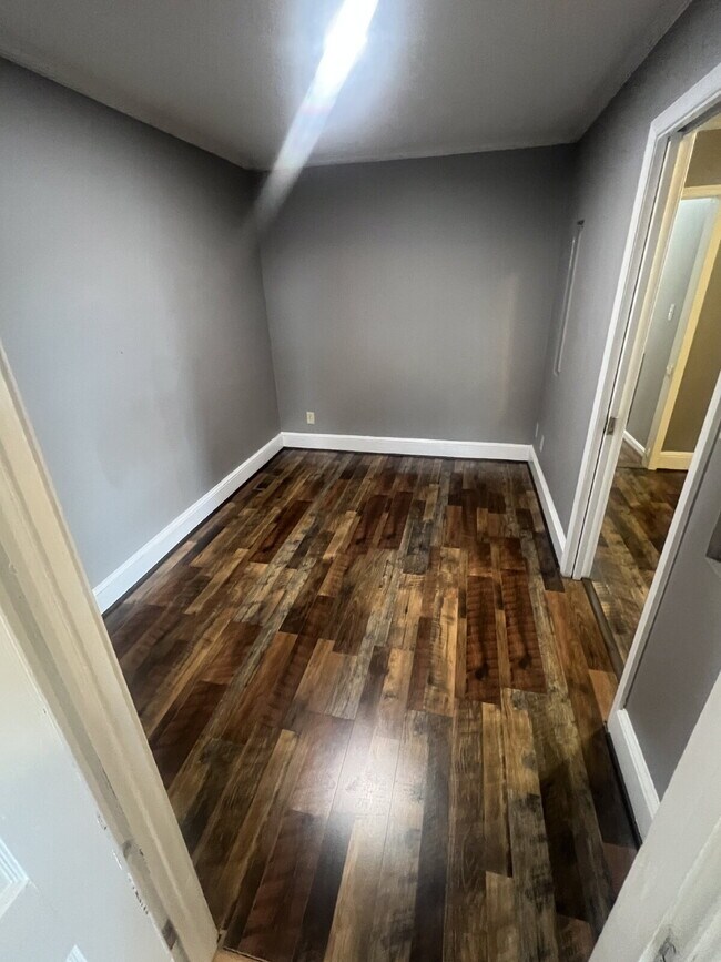 Building Photo - Charming 4-Bedroom Home on Spacious Corner...