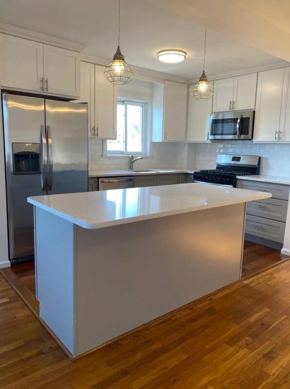 Building Photo - 71-16 73rd St