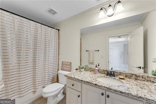 Building Photo - 5861 Yoshino Cherry Ln NE