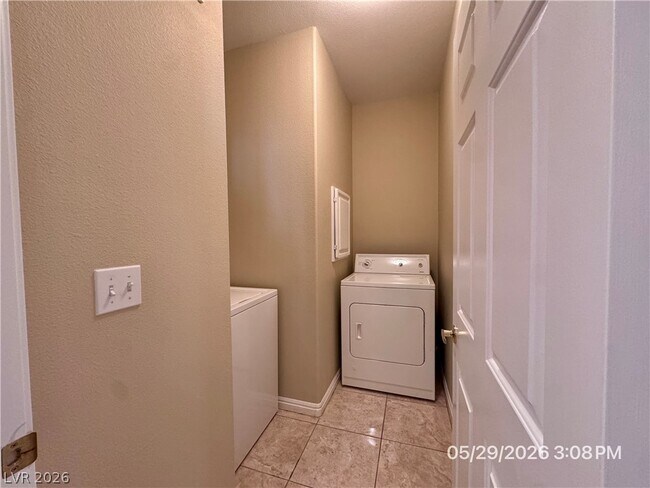 Building Photo - 1511 Cardinal Peak Ln