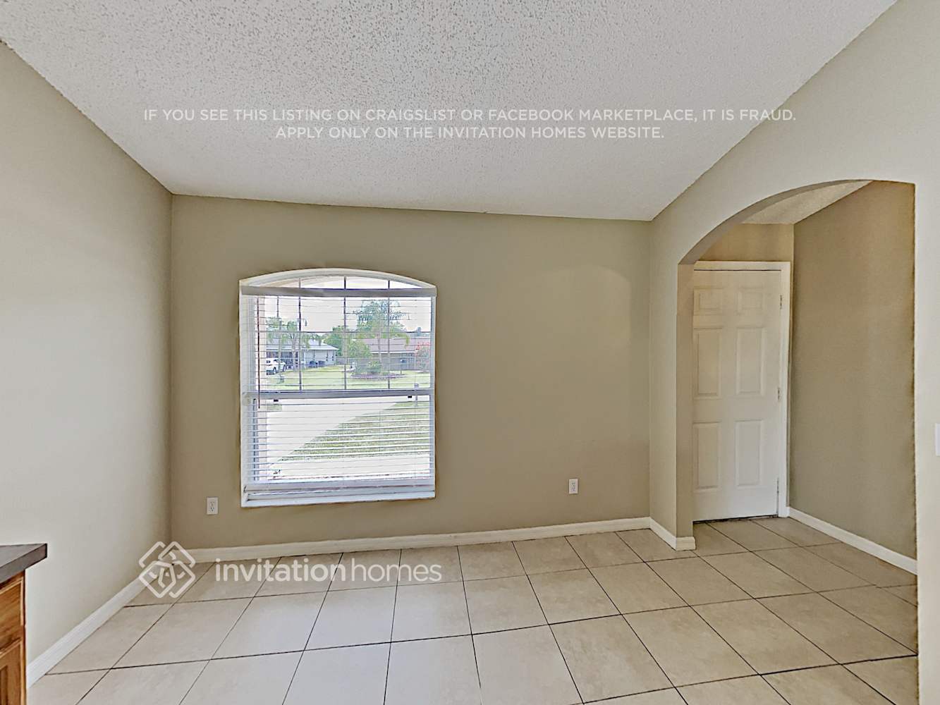 Building Photo - 1791 Oakgrove Ave