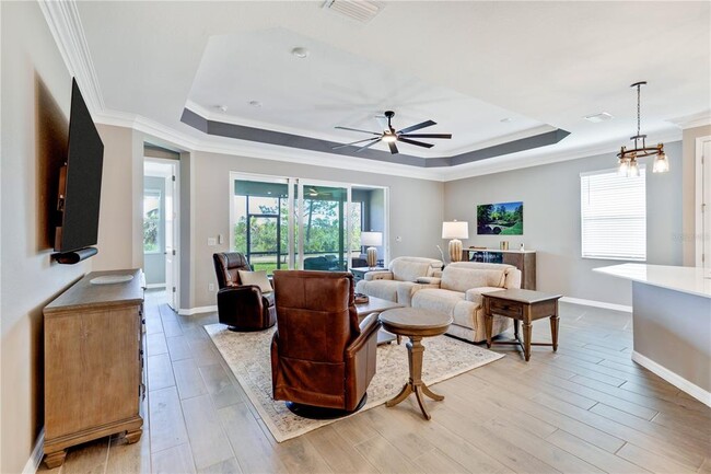 Building Photo - 12584 Wellen Golf St