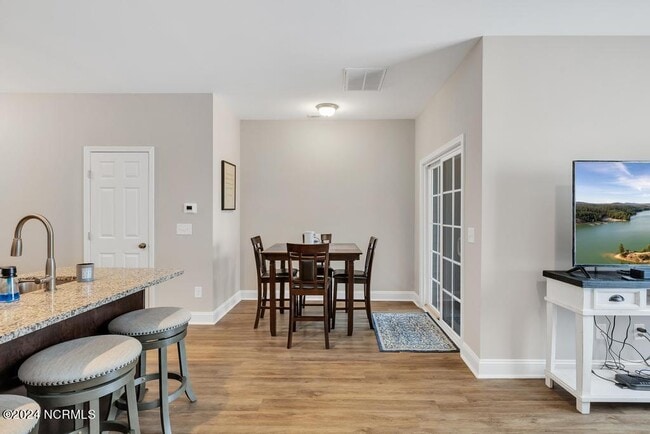 Building Photo - 361 S Stingray Ln
