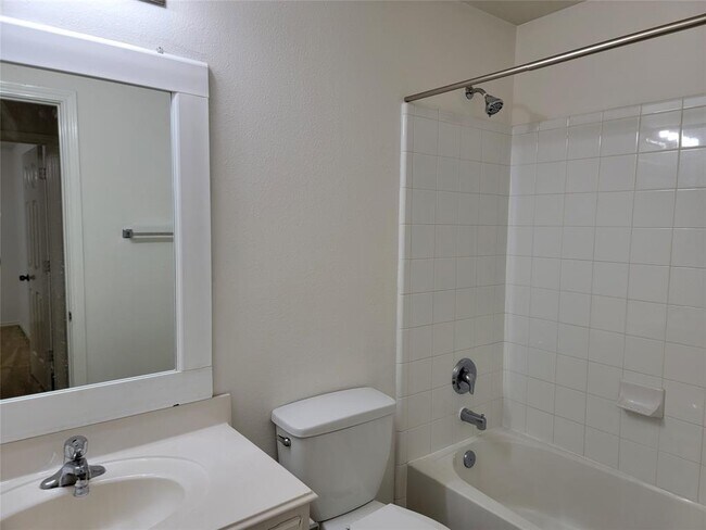 Building Photo - 12242 Noco Dr