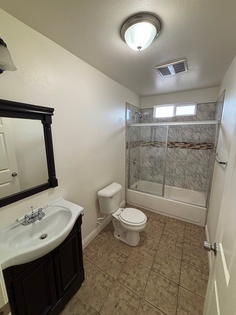 Building Photo - 157 W 89th St