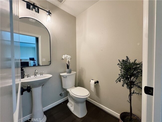 Building Photo - 32469 Quiet Trail Dr