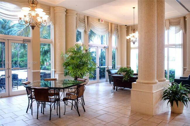 Building Photo - 17150 N Bay Rd