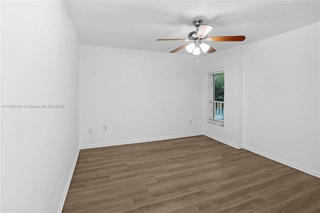Building Photo - 3030 Bird Ave