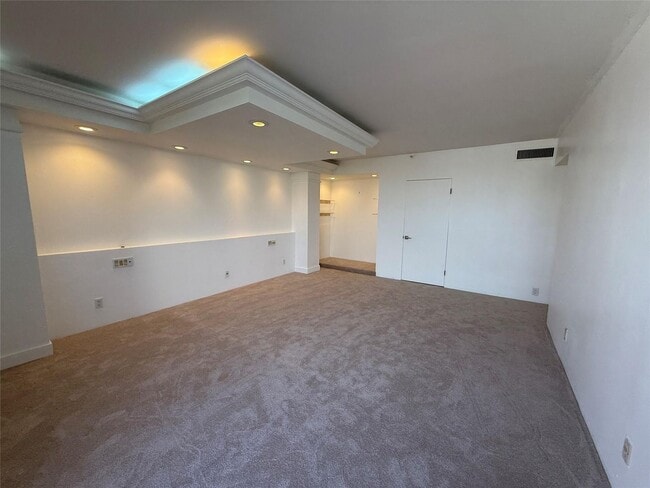 Building Photo - 19707 Turnberry Way