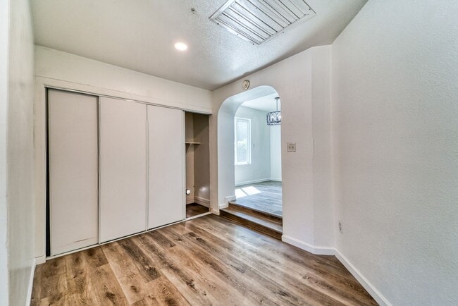 Building Photo - Beautiful 3 Bed / 2 Bath Home in  Yuba City