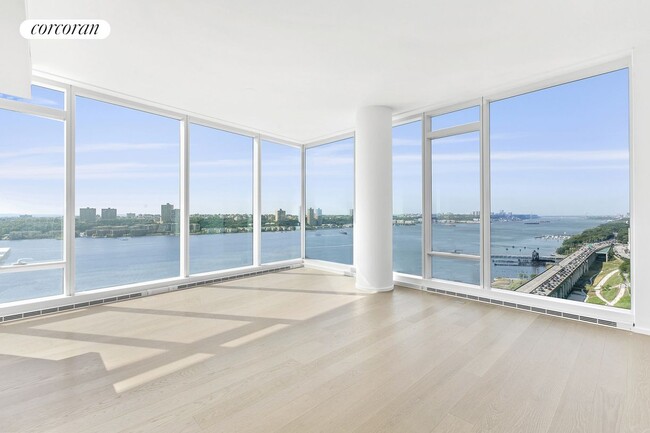 Primary Photo - 30 Riverside Blvd