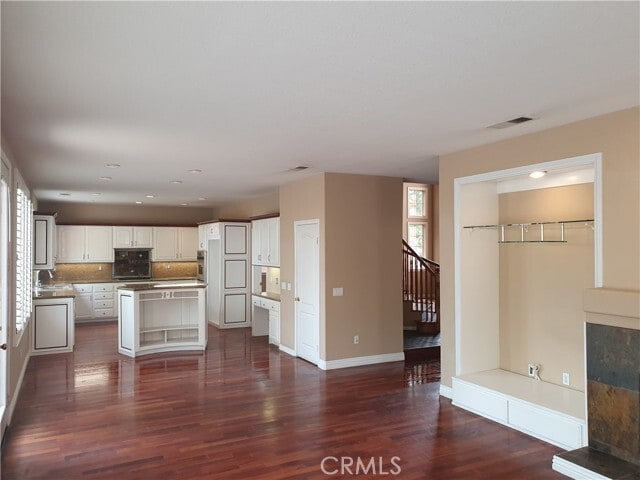 Building Photo - 15075 Cll La Paloma