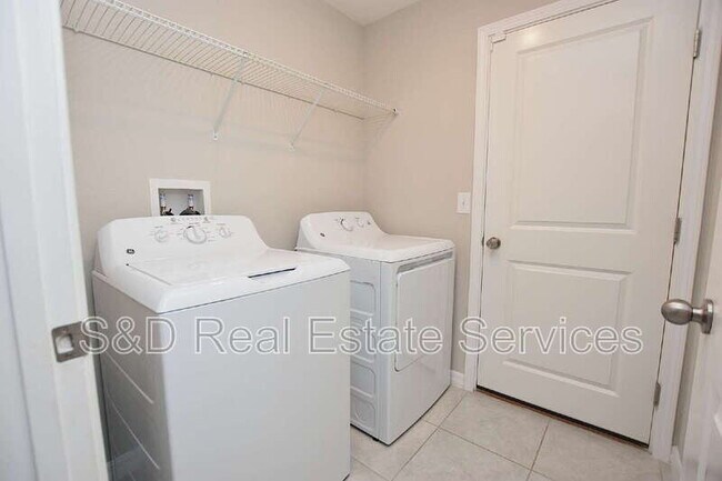 Building Photo - 5643 Keaton Springs Dr