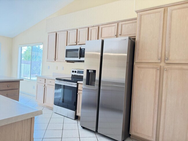 Building Photo - 7283 W Tina Ln