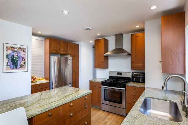 Building Photo - Charming Home in Heart of Normal Heights