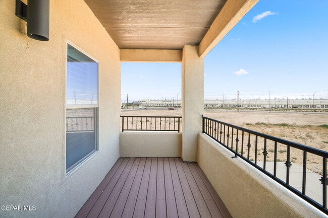 Building Photo - 10013 Hueco Jct Rd
