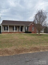 Building Photo - 164 Angel Oaks Dr