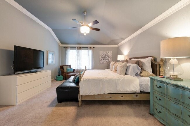 Building Photo - 14403 Olive Hill Dr