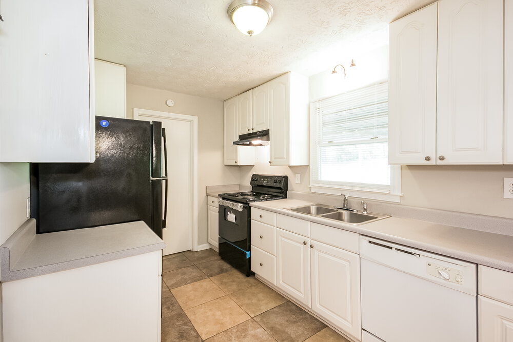 Building Photo - 3730 Sunny Hill Dr