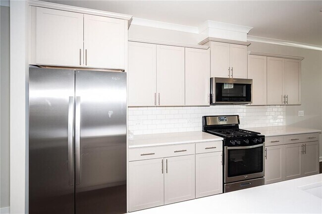 Building Photo - 1158 Millennium Park Rd