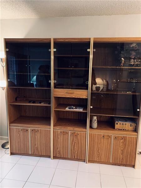 Building Photo - 3305 Aruba Way