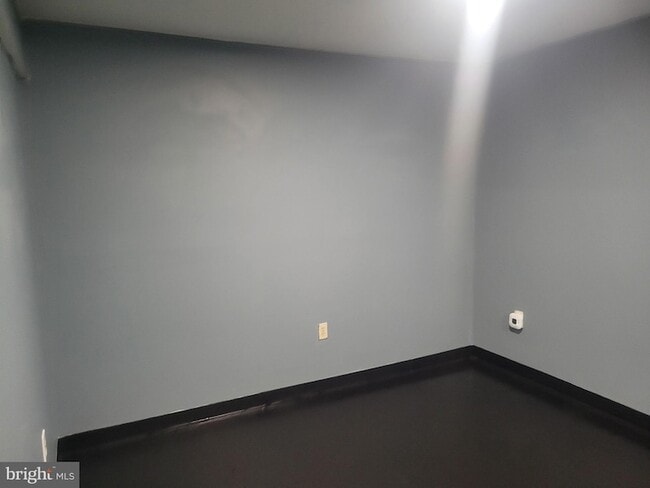 Building Photo - 2118 Cedar Barn Way