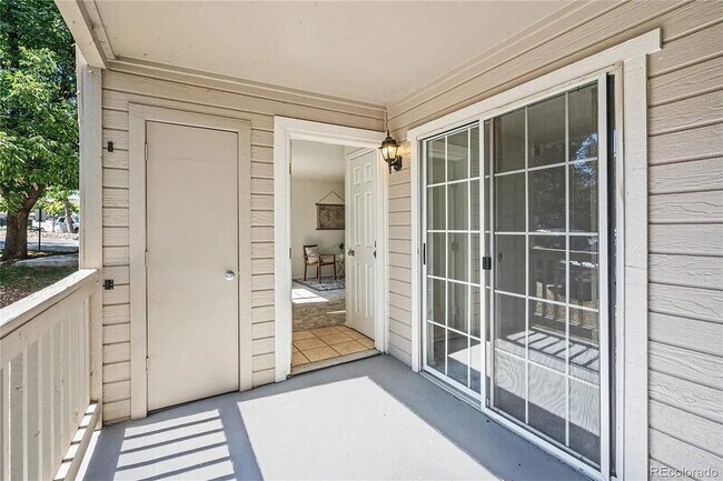 Building Photo - 9212 E Arbor Cir