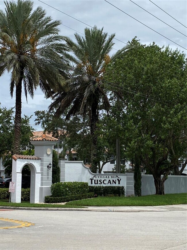 Building Photo - 715 SW 148th Ave