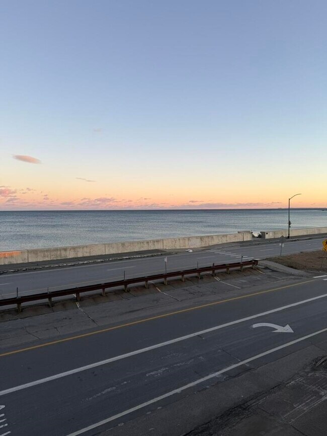 Building Photo - 703 Ocean Blvd