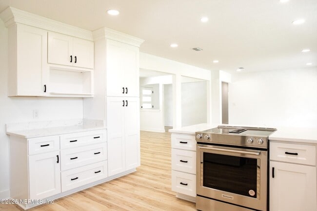 Building Photo - 3165 Creighton Forest Dr
