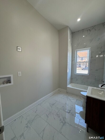 Building Photo - 740 Dixwell Ave