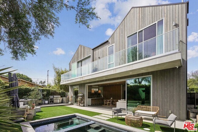 Building Photo - 1310 Preston Wy