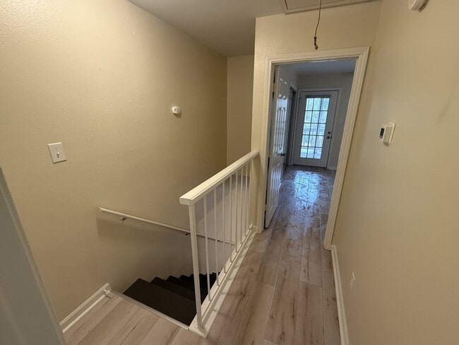 Building Photo - 5337-145 Rosedown Ct