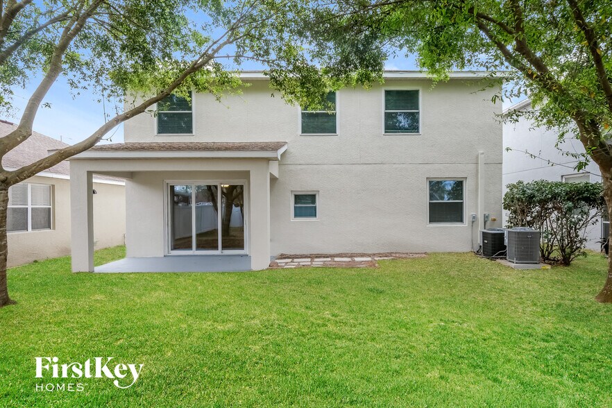 Building Photo - 11108 Creek Haven Dr