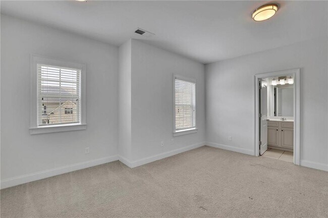 Building Photo - 56 Addison Woods Dr