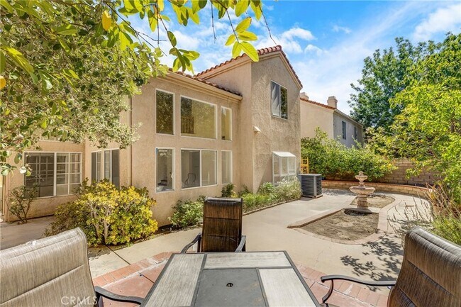 Building Photo - 23234 Valerio St