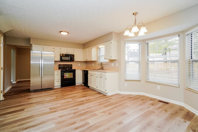 Building Photo - 7793 Cedar Ridge Dr