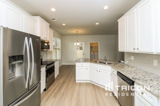 Building Photo - 81 Ireland Ln