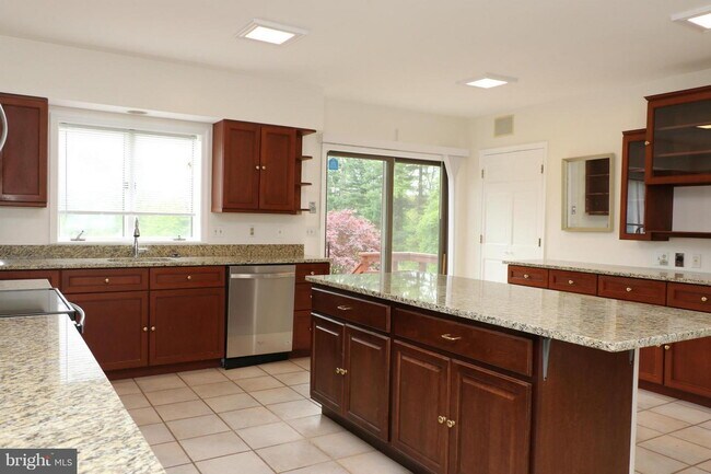 Building Photo - Secluded Country Retreat with Picturesque ...