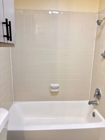 Building Photo - 6303 Worchester Knoll