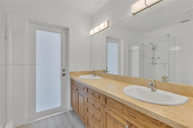 Building Photo - 8261 SW 165th Terrace