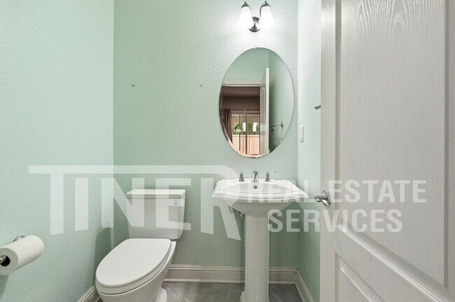 Building Photo - 3550 Coyote Rd