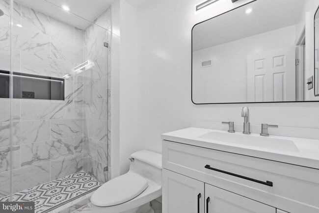 Building Photo - 3919 Georgetown Ct NW