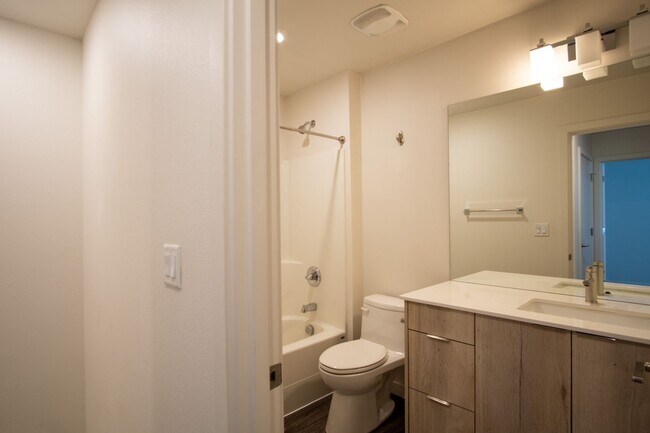 Building Photo - Stylish + Modern Corner 2-Bedroom Townhouse!