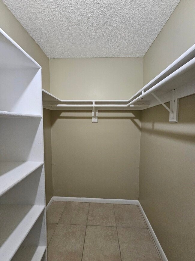 Building Photo - 1720 N Congress Ave