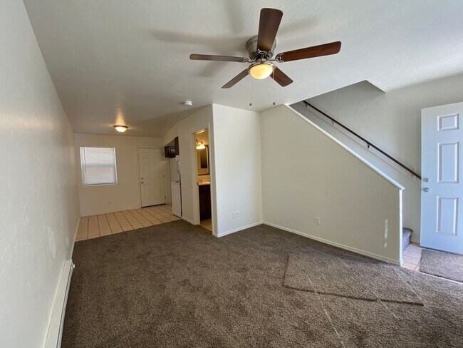 Building Photo - 3232 N Tani Rd