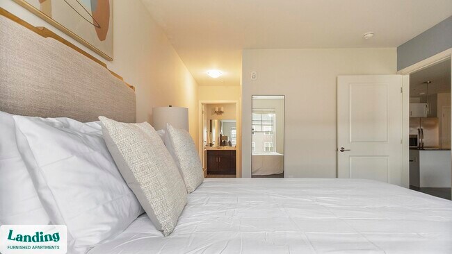 Building Photo - 2 Trl Run