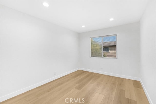 Building Photo - 7435 Shadyglade Ave