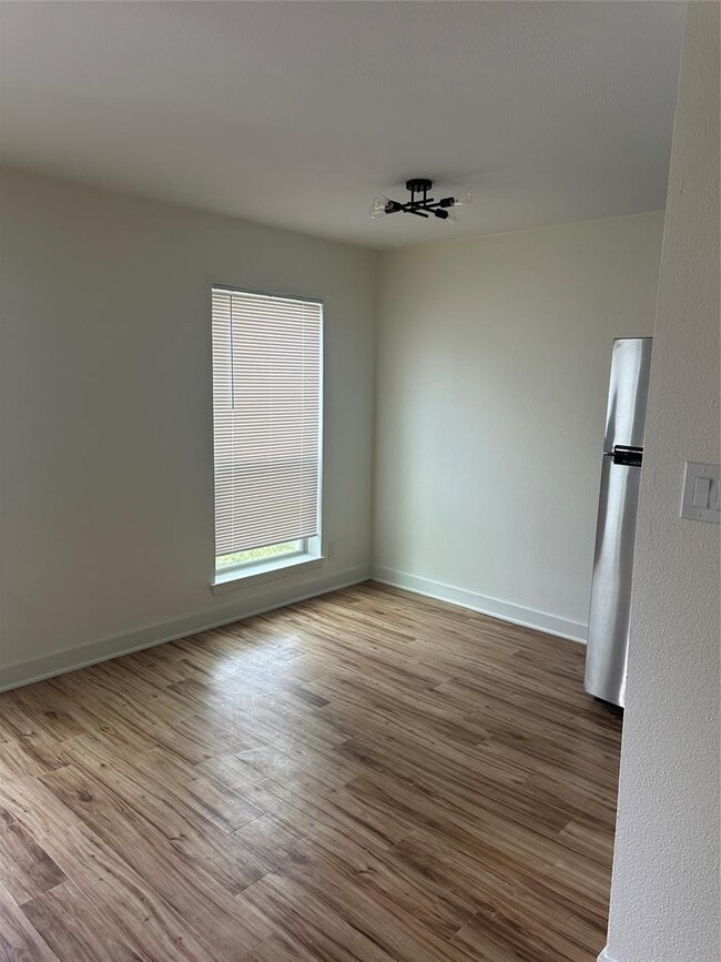 Building Photo - 3413 Willowrun Dr